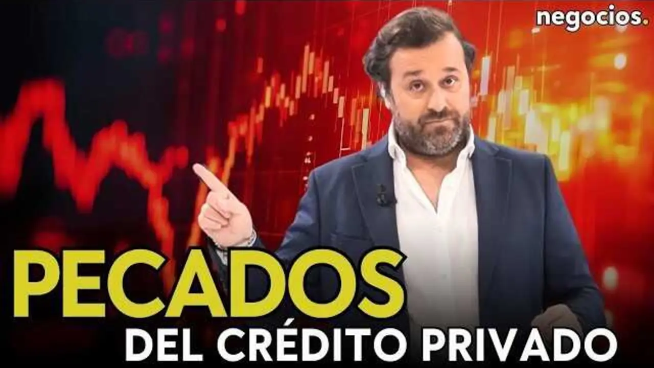 Gr&aacute;fico abstracto que ilustra la creciente complejidad y riesgos del mercado de cr&eacute;dito privado, con logotipos de gestoras destacadas y cifras financieras en segundo plano.<br>                        <br>                        <br>                        <br>                      