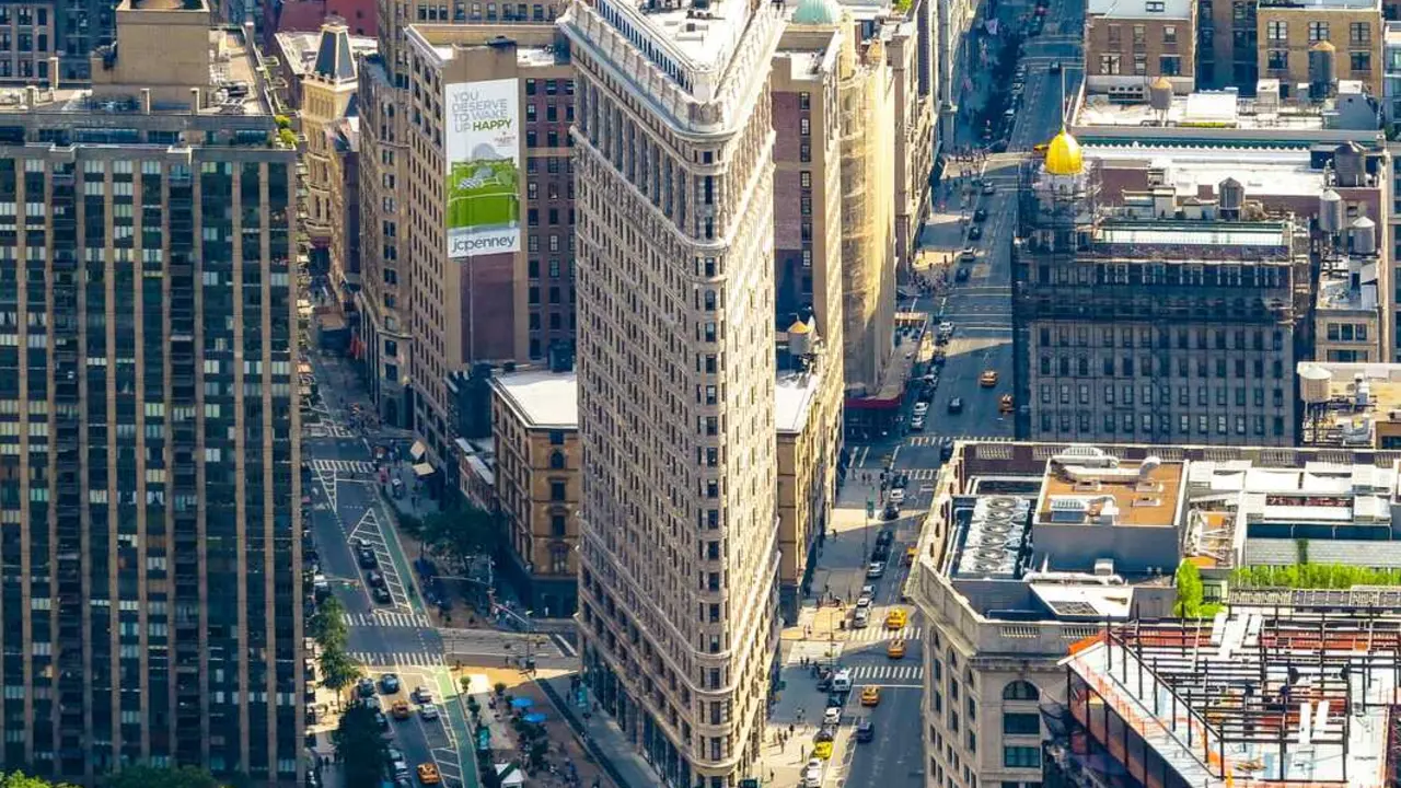 wall street pexels-nextvoyage-897232