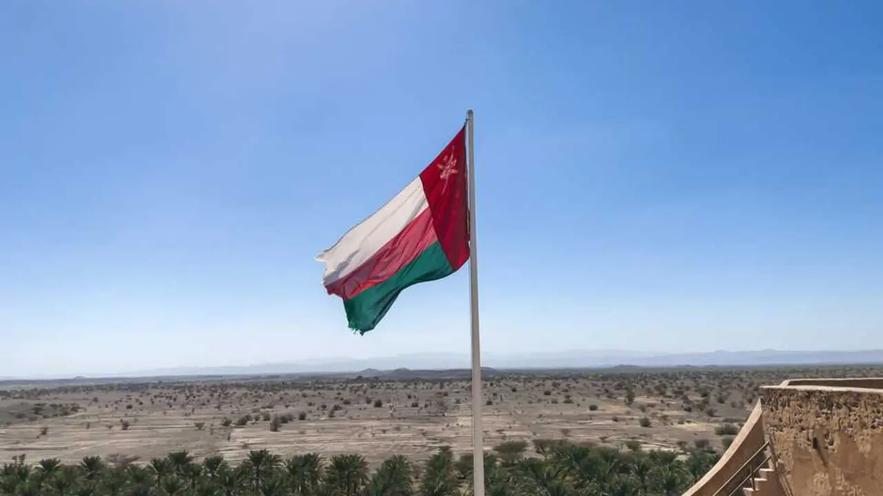 Om&aacute;n 

Foto de ahmed nasser en Unsplash