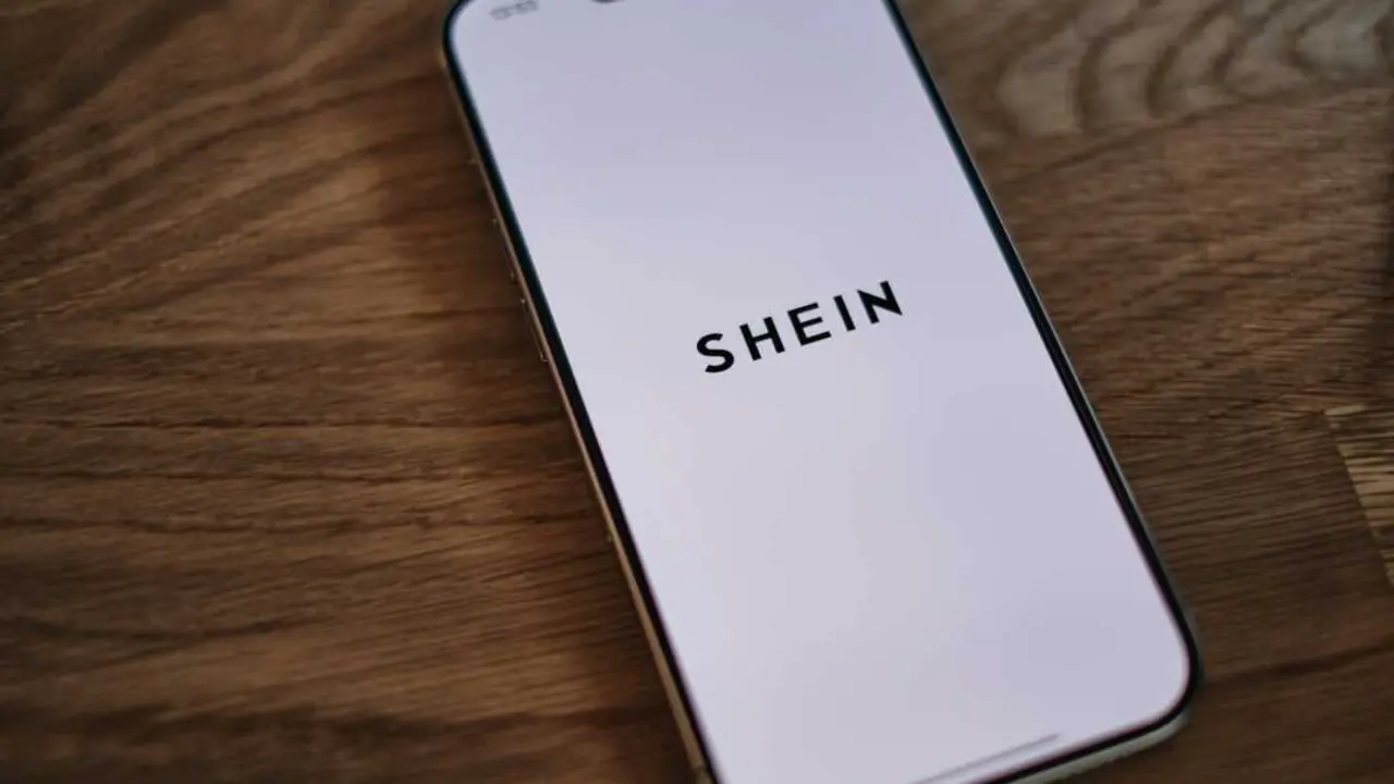 Shein 

Foto de appshunter.io en Unsplash