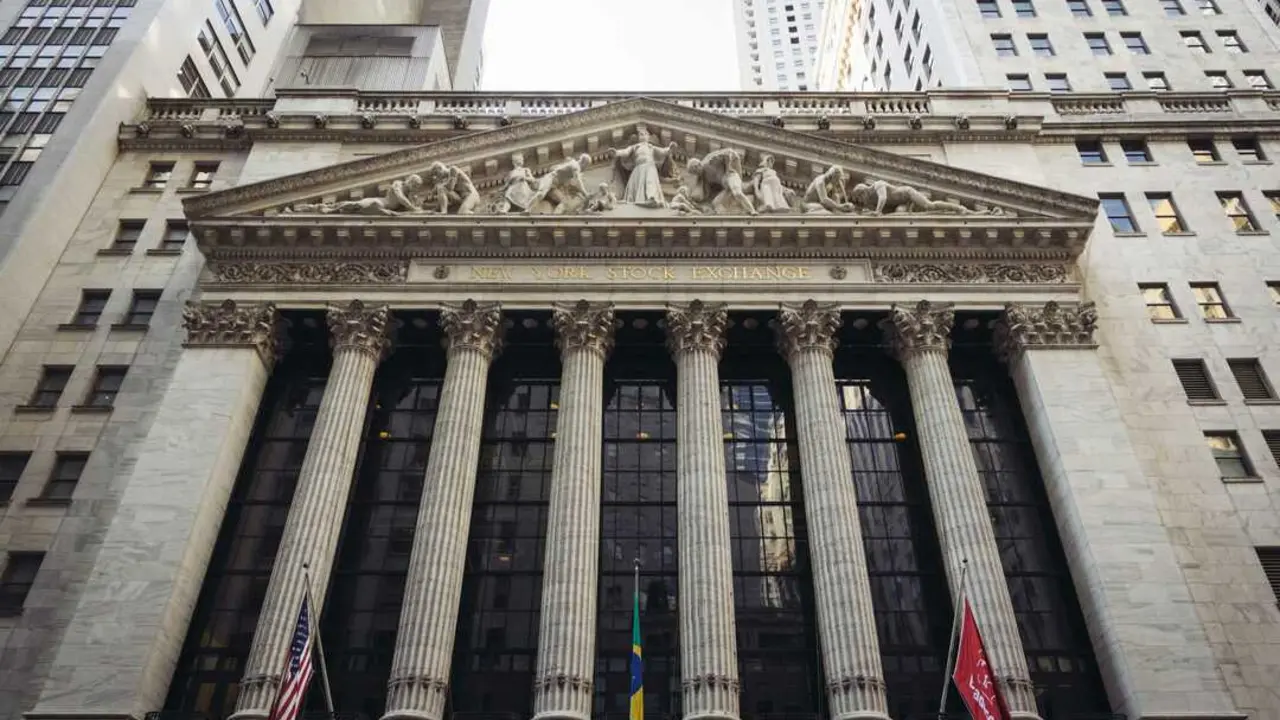 Wall Street

Foto de Tomas Eidsvold en Unsplash