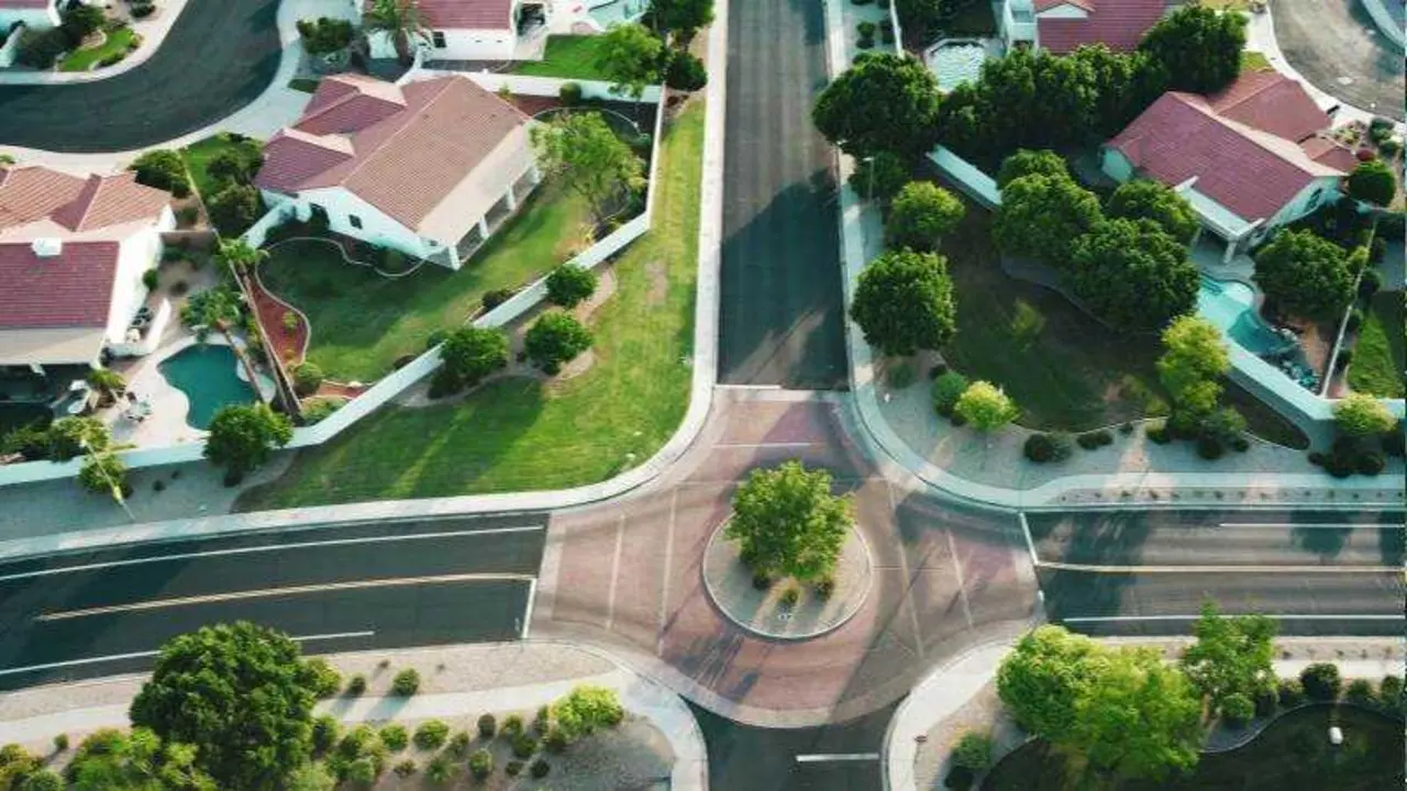 UNSPLASH / AVI WAXMAN