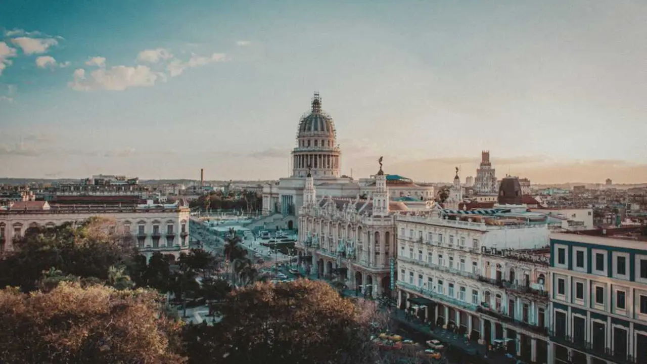 Cuba

Foto de Remy Gieling en Unsplash