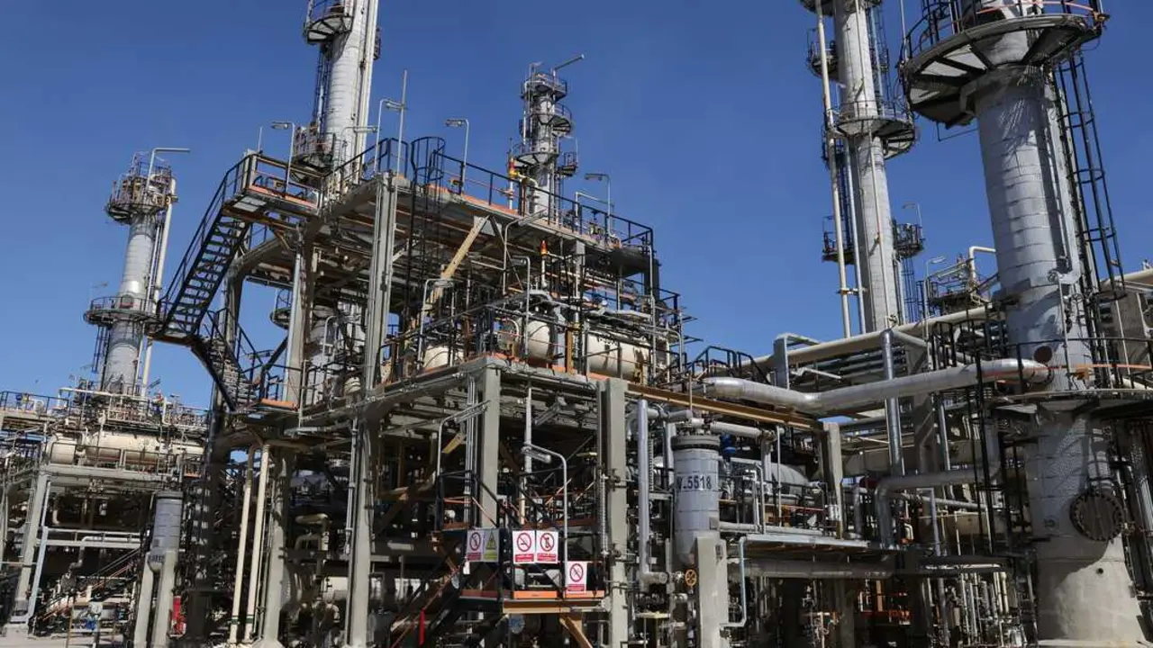 PETROLERA_IRÁN_FOTO