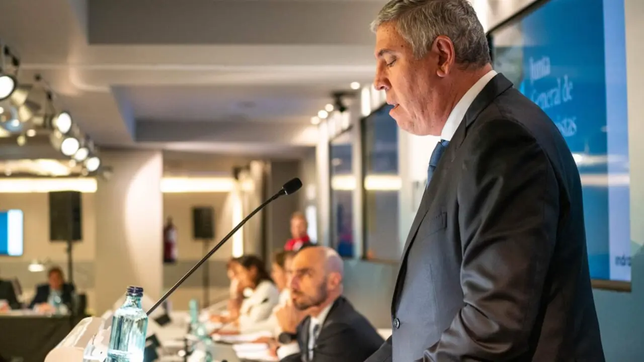 consejero-delegado-indra-jose-vicente-mozos-interviene-junta-general-scaled