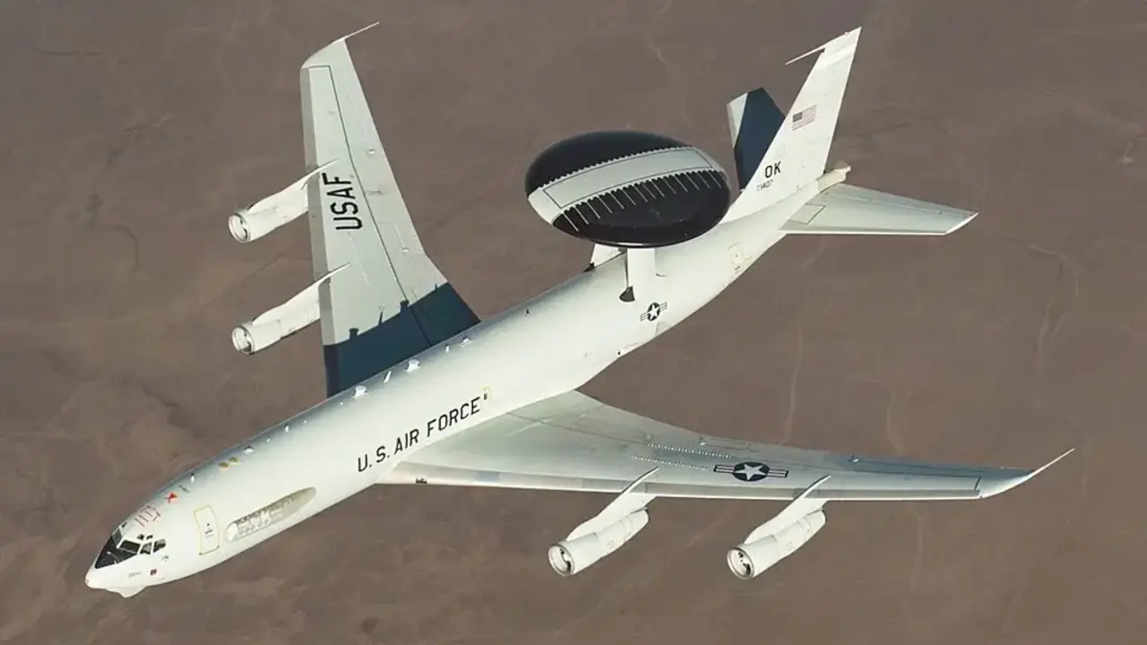 E-3_Sentry_Airborne_Warning_and_Control_System_(AWACS)_conducts_a_mission wikipedia
