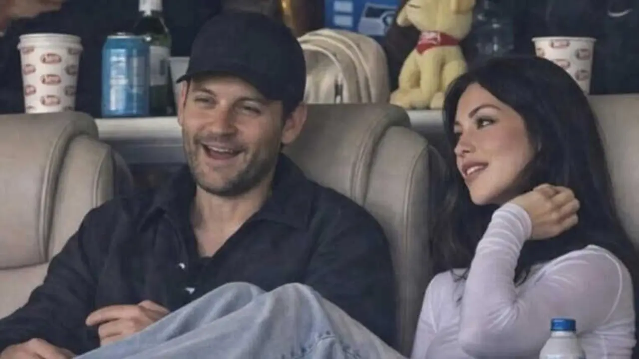 Tobey Maguire (50) is currently dating mishka Silva (20)