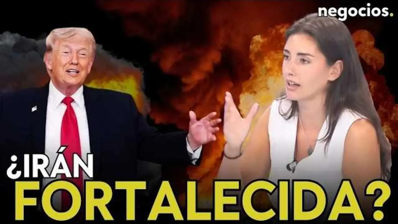 Covadonga Torres habla en la entrevista de Negocios TV sobre las tensiones geopol&iacute;ticas entre Ir&aacute;n y Trump, con un fondo que sugiere la importancia energ&eacute;tica y estrat&eacute;gica del Estrecho de Ormuz.<br>                        <br>                        <br>                        <br>                      