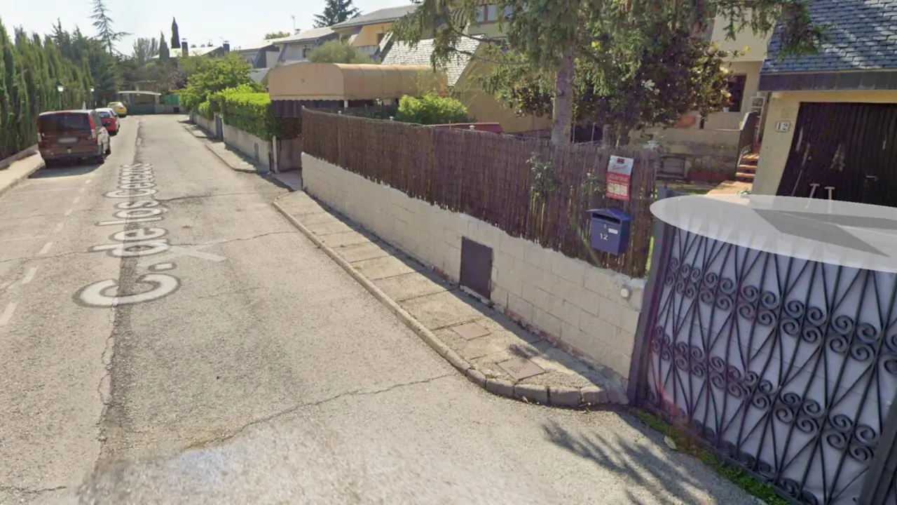 La calle de la casa a la venta