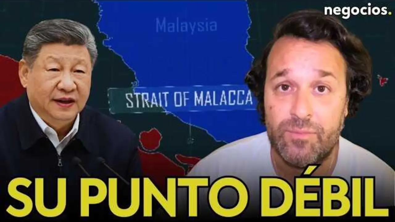 Vista a&eacute;rea del Estrecho de Malaca, arteria crucial para el comercio energ&eacute;tico mundial y foco de la actual crisis geopol&iacute;tica.<br>                        <br>                        <br>                        <br>                      