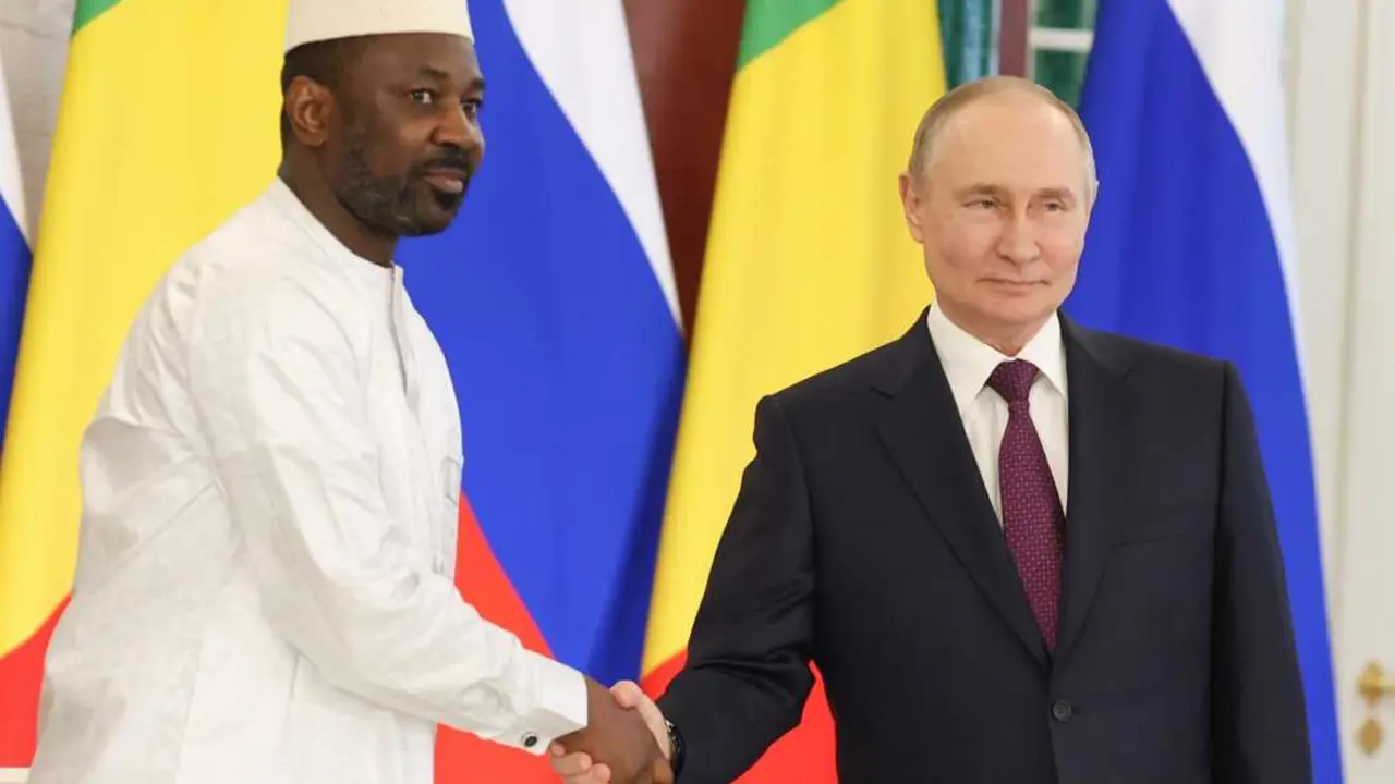 El presidente ruso Vladimir Putin recibi&oacute; al l&iacute;der de transici&oacute;n maliense en Mosc&uacute; Assimi Goita.