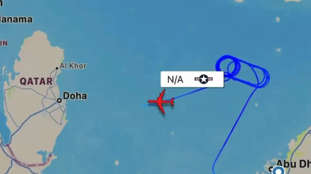 Un KC-135 pierde se&ntilde;al en Ormuz y salta la alerta en redes