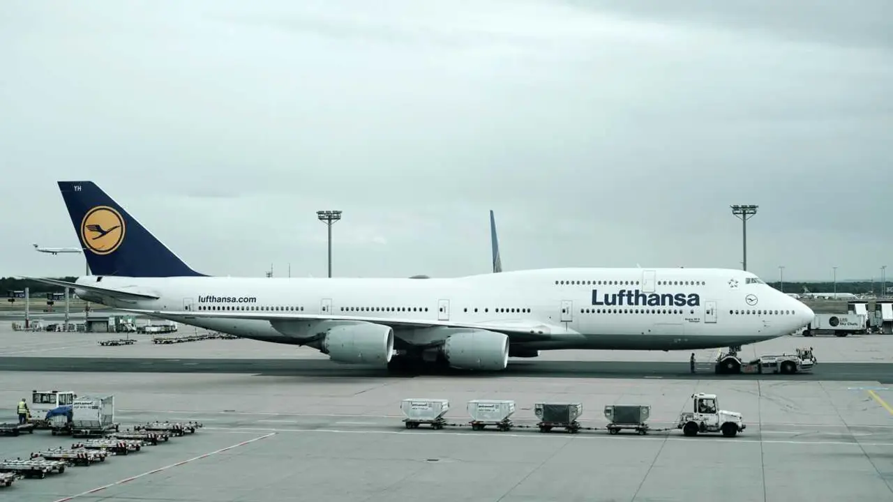 Lufthansa

Foto de Nick Herasimenka en Unsplash