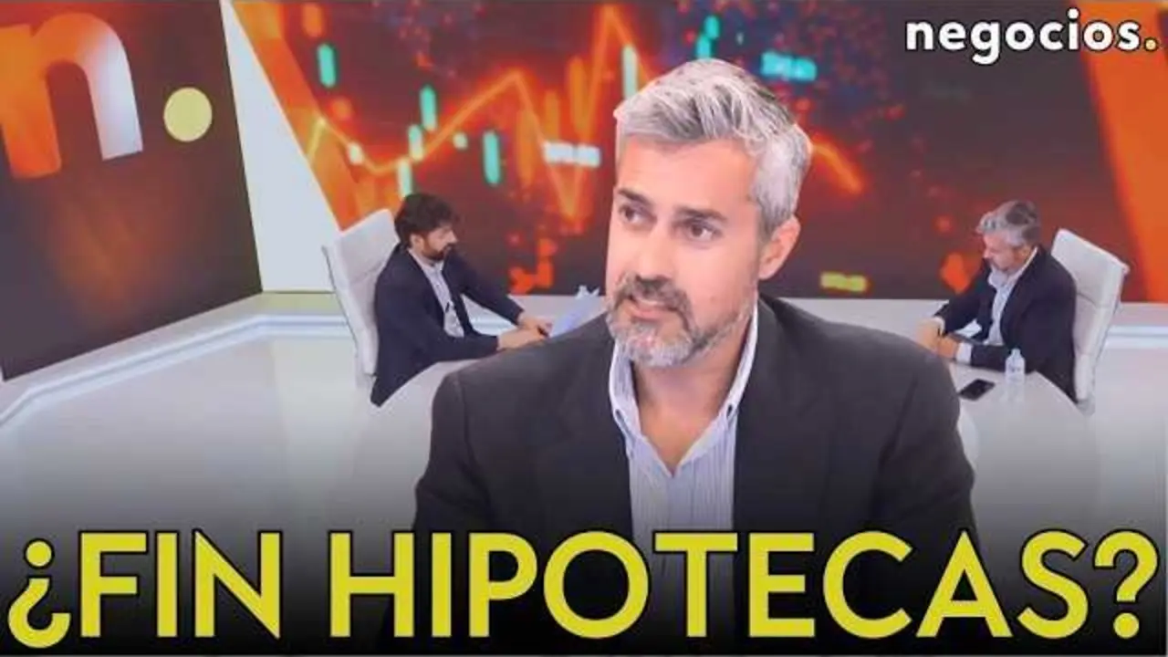 Javier Gispert en entrevista para Negocios TV, con gr&aacute;ficos sobre tokenizaci&oacute;n inmobiliaria en pantalla.<br>                        <br>                        <br>                        <br>                      