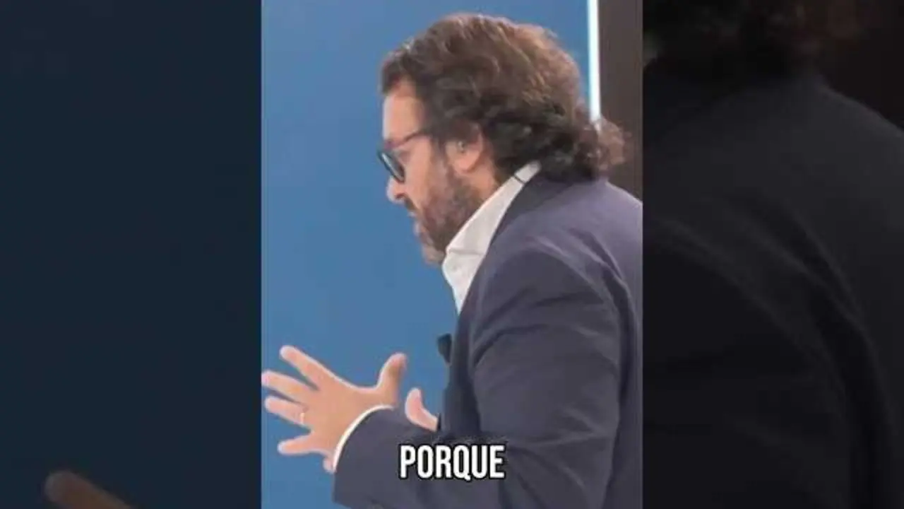 Imagen en miniatura del v&iacute;deo '&iquest;Demasiados chips?' en Negocios TV que presenta an&aacute;lisis sobre tecnolog&iacute;a y econom&iacute;a.<br>                        <br>                        <br>                        <br>                      
