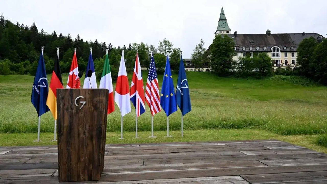 G7