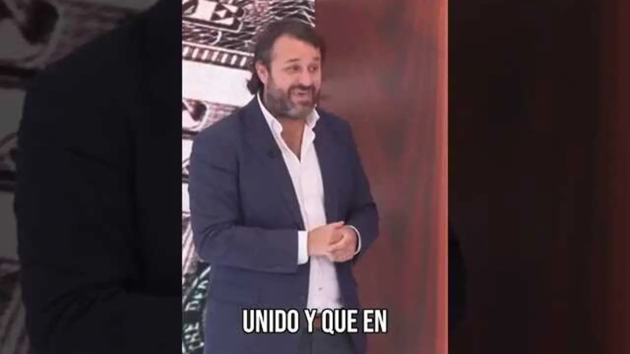Imagen en miniatura del v&iacute;deo: primer plano del rostro de Keir Starmer con tonos serios y fondo borroso de Londres.<br>                        <br>                        <br>                        <br>                      