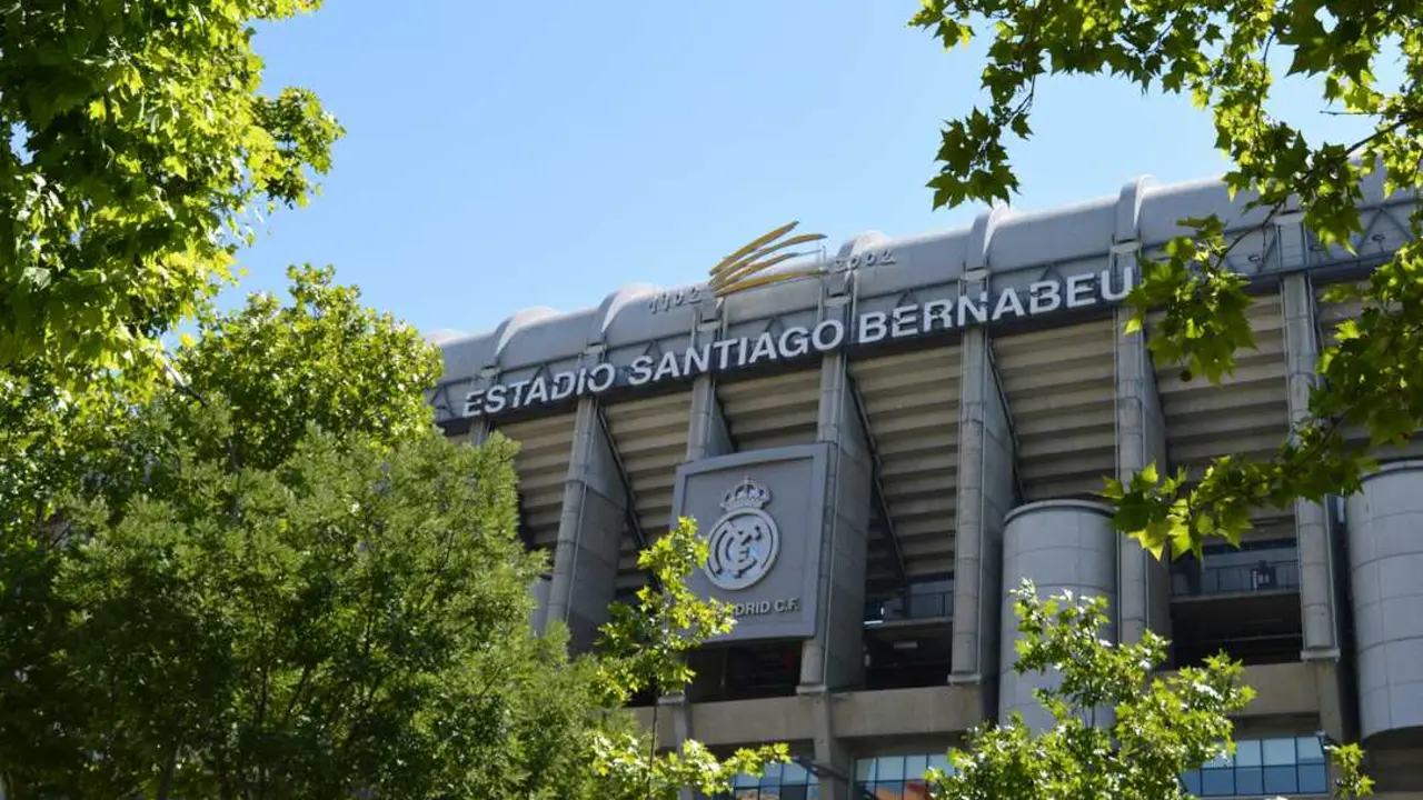 Real Madrid 

joshi-milestoner-jCeZqPzOa1U-unsplash