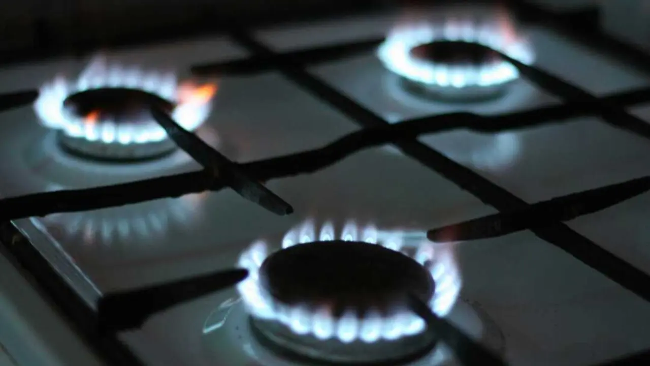 Gas

Foto de Myko Makh en Unsplash