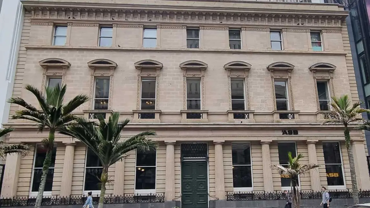 NZ_AK_Bank_of_New_Zealand_Building_(1)