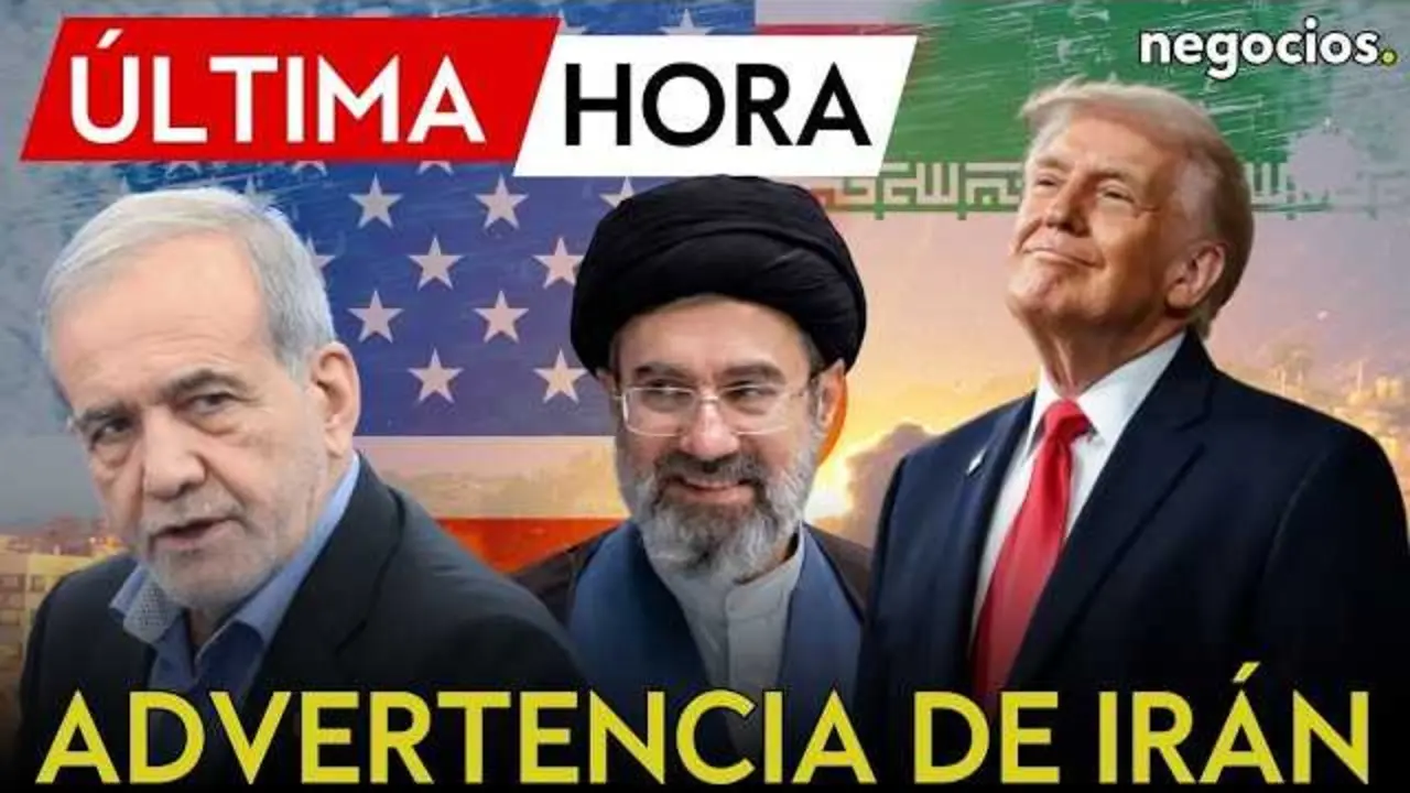 Vista a&eacute;rea nocturna de Dub&aacute;i con sus rascacielos iluminados y el Golfo P&eacute;rsico al fondo, escenario de la reciente tensi&oacute;n geopol&iacute;tica.<br>                        <br>                        <br>                        <br>                      