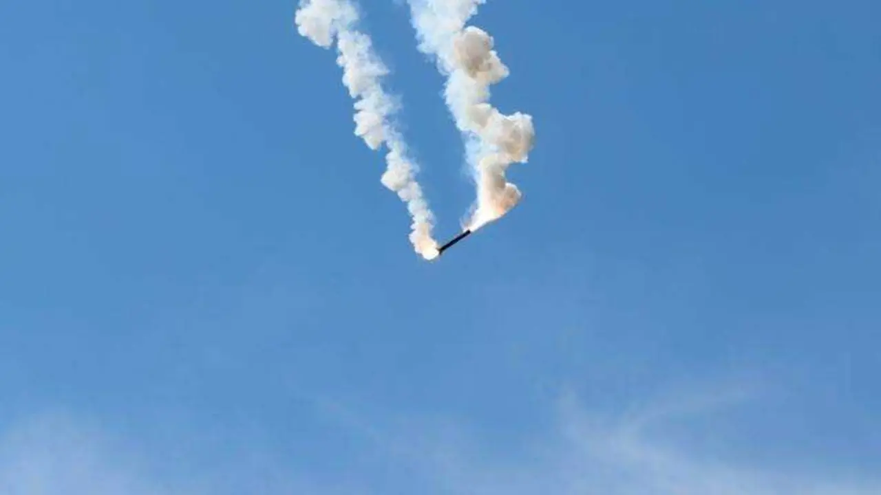 398430