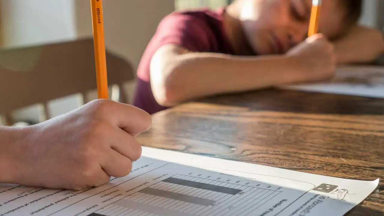 Examen- Foto de Jessica Lewis thepaintedsquare en Unsplash