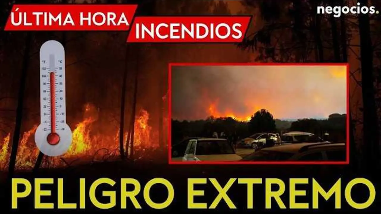 Imagen a&eacute;rea que muestra la extensi&oacute;n del incendio forestal con columnas de humo elev&aacute;ndose sobre el territorio afectado en la Vall d'Uix&oacute;.<br>                        <br>                        <br>                        <br>                      