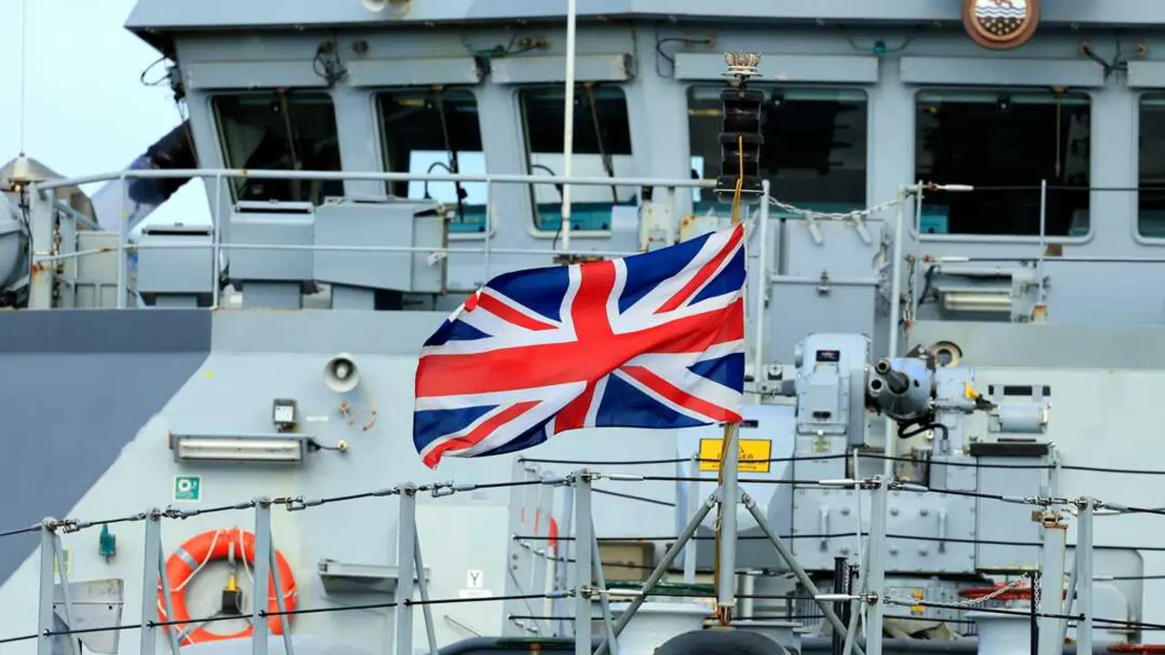 La Royal Navy ten&iacute;a un problema escondido en sus propios drones david-clode-YTcNICrWRZA-unsplash