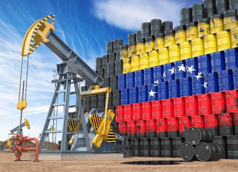 Rubio afirmó que el petróleo venezolano será reincorporado al mercado internacional, con un mecanismo de supervisión estadounidense que busca evitar que sea utilizado por actores considerados hostiles para financiar actividades que Washington percibe como contrarias a sus intereses de seguridad.