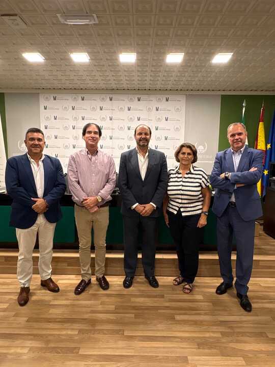 CBNK impulsa la financiación veterinaria en Málaga