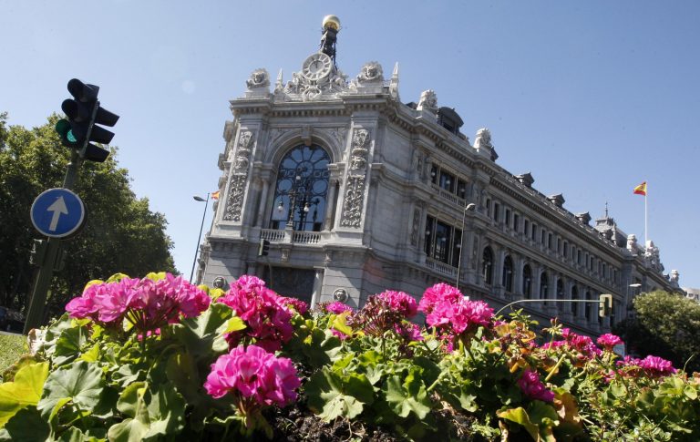El Banco de España propone usar los fondos europeos para reformar el despido y lanzar la ‘mochila austriaca’