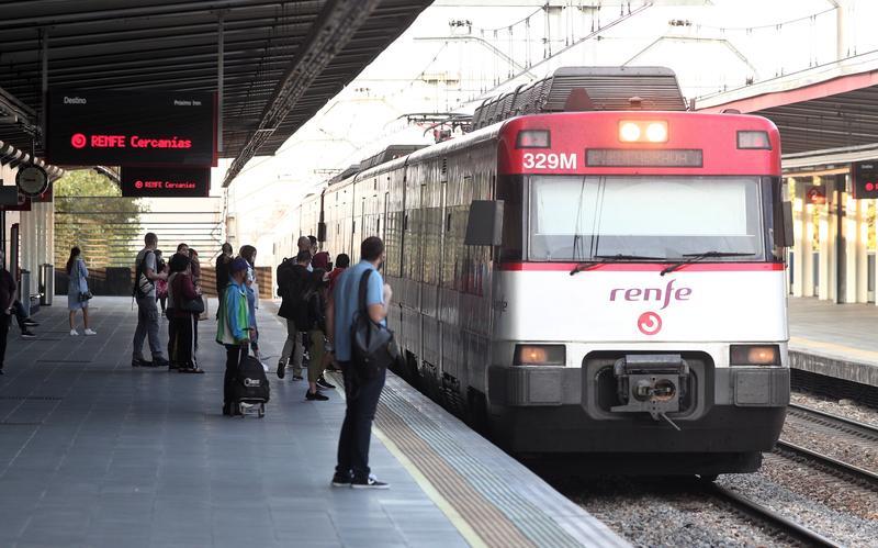 Renfe convoca 300 plazas fijas para puestos de reparación y