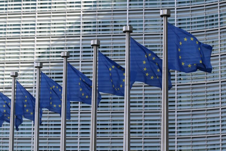 Bruselas lanza una plataforma web de los 1,5 millones de proyectos regionales financiados por la UE