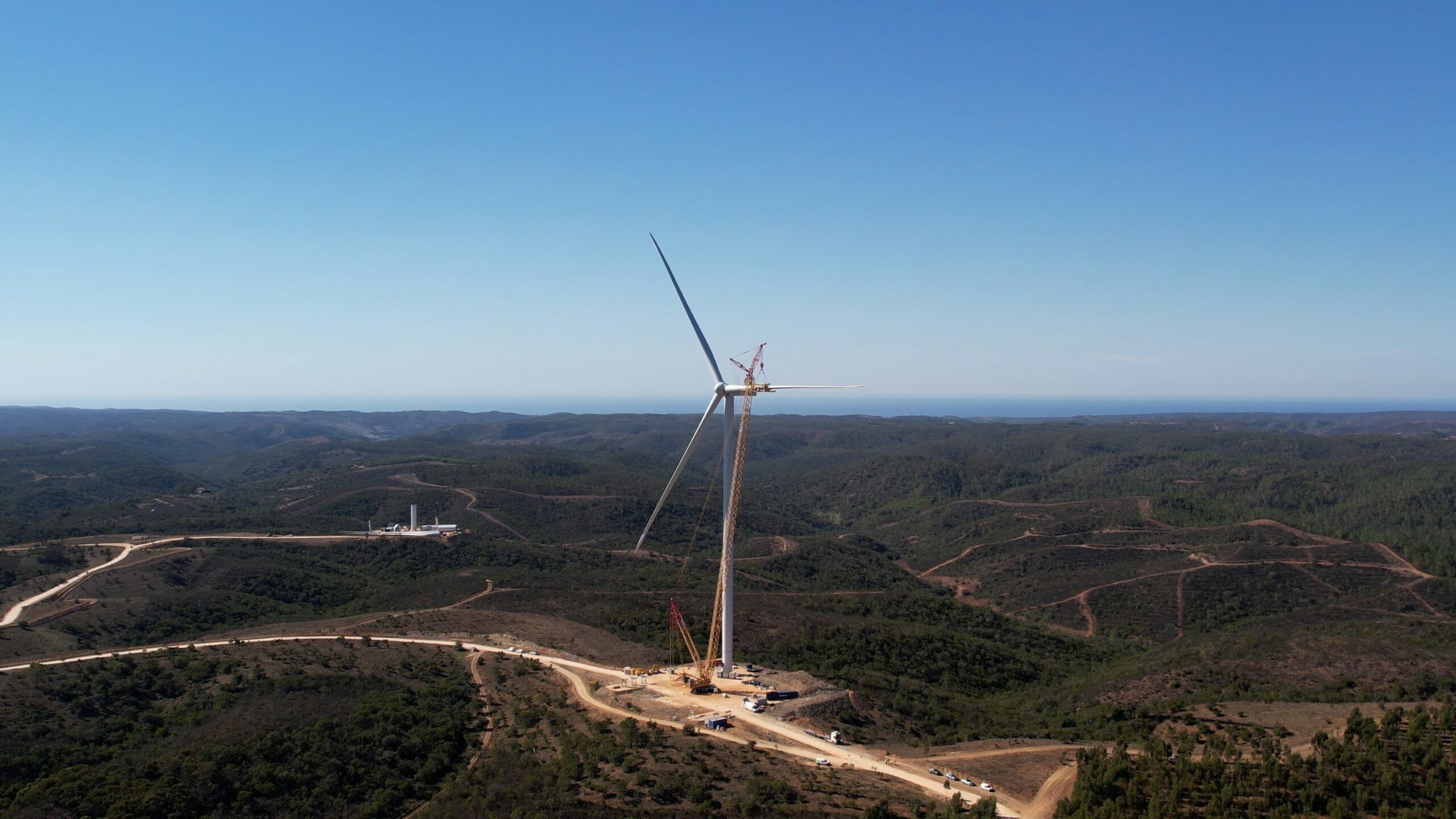 EDPR e Vestas instalam as maiores turbinas eólicas da Península Ibérica num parque eólico em Portugal